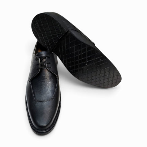 Handmade elegance Derby shoes crafted with premium materials for timeless style and refined sophistication